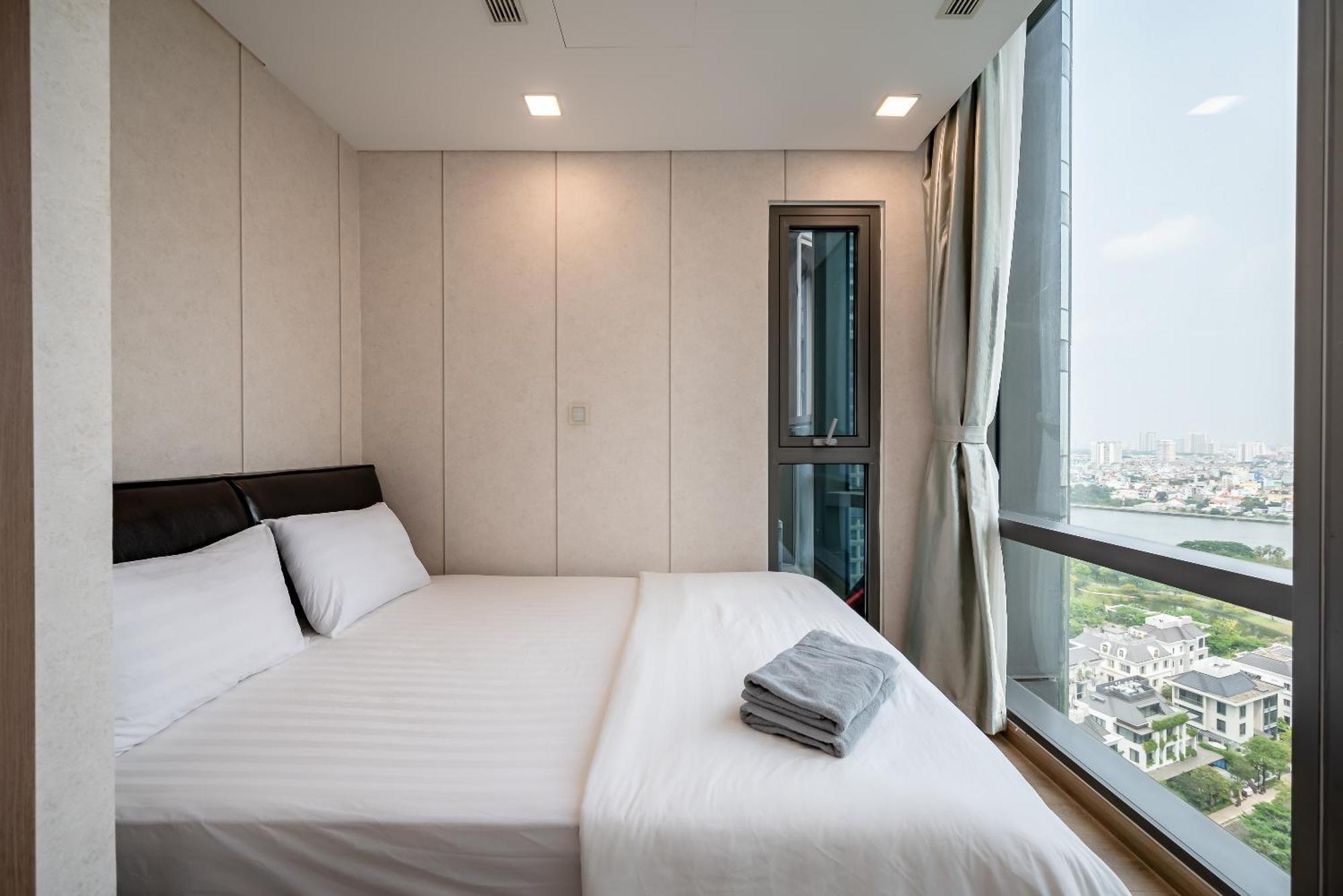 Landmark 81 Condotel Cbd In Hcmc Khách sạn hẻo lánh *